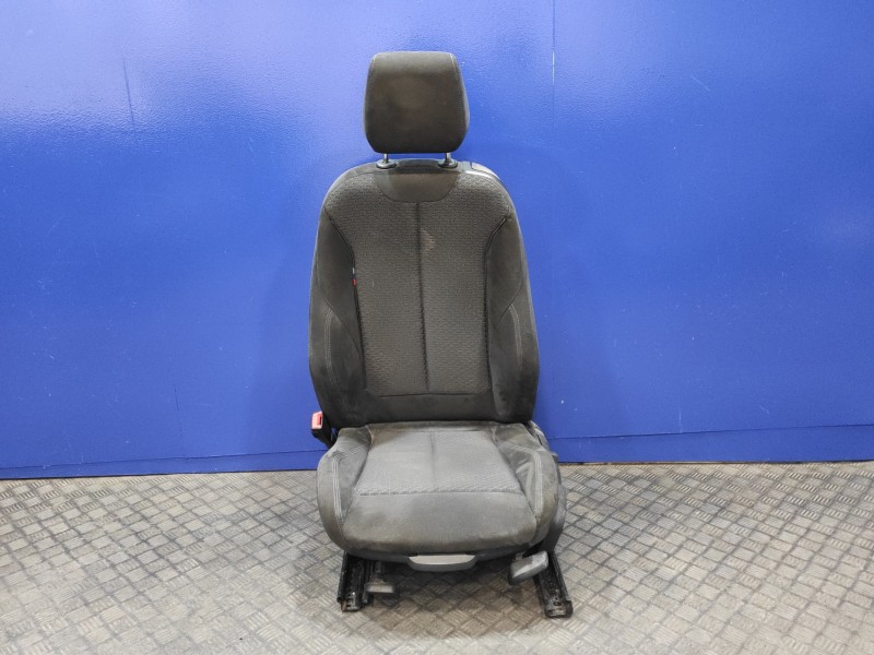 Recambio de asiento delantero izquierdo para bmw serie 1 lim f21 ac referencia OEM IAM   