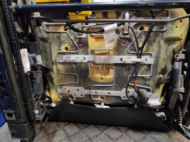 Recambio de asiento delantero izquierdo para bmw serie 1 lim f21 ac referencia OEM IAM   