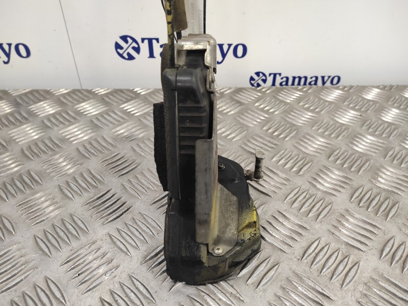 Recambio de cerradura puerta trasera derecha para toyota prius (nhw30) 1.8 16v cat referencia OEM IAM 14314110  