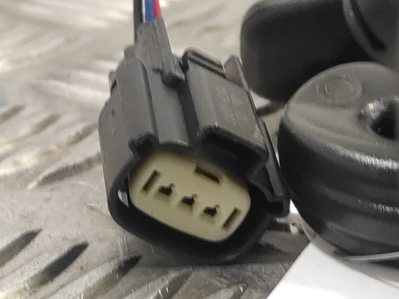 Recambio de cinturon seguridad delantero derecho para ford transit connect referencia OEM IAM 635405000B  L005714