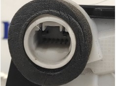 Recambio de cerradura puerta delantera izquierda para toyota yaris 1.3 16v cat referencia OEM IAM T4311140   2