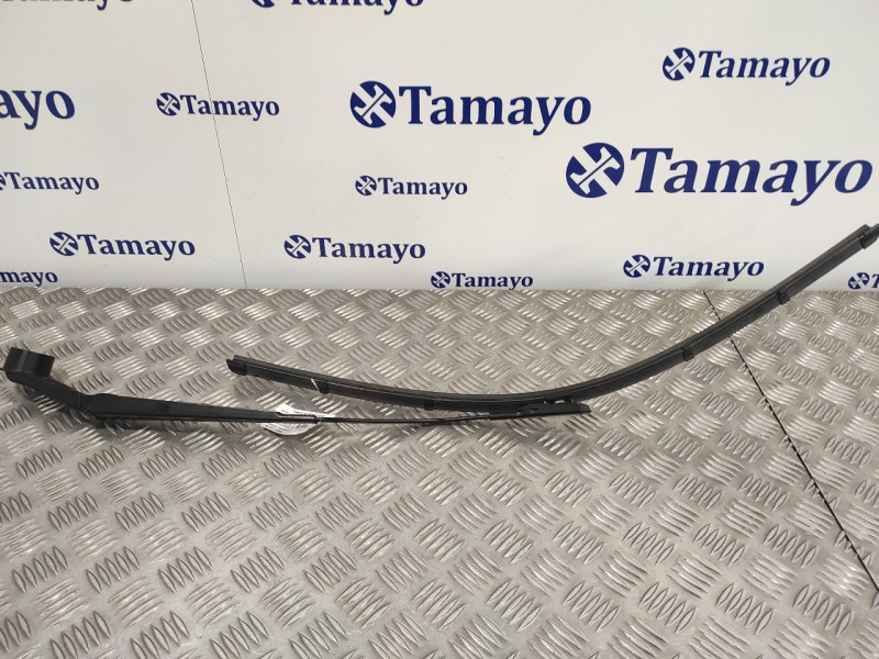 Recambio de brazo limpia delantero izquierdo para ford transit connect 1.5 tdci cat referencia OEM IAM DT1117526BB  