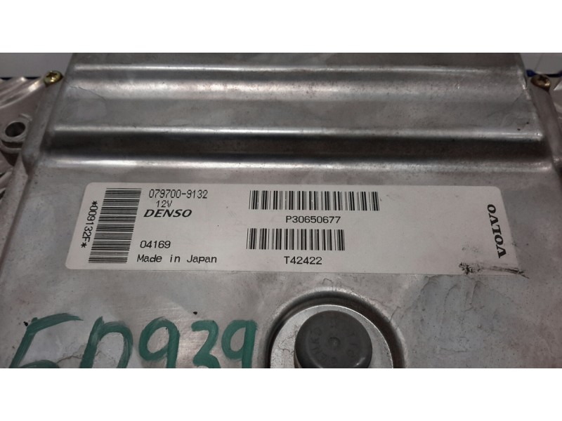Recambio de centralita motor uce para volvo s40 berlina 2.4 cat referencia OEM IAM 0797009132  P30650677