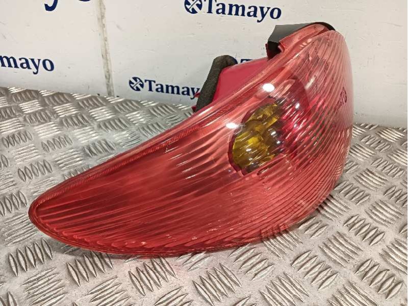 Recambio de piloto trasero izquierdo para peugeot 206 cc referencia OEM IAM   