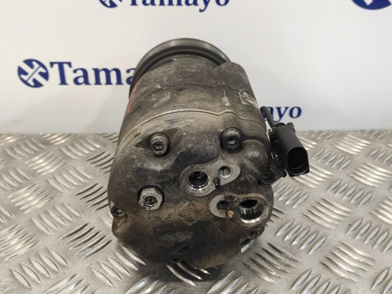Recambio de compresor aire acondicionado para volkswagen golf iv berlina (1j1) 1.9 tdi referencia OEM IAM 1J0820803  