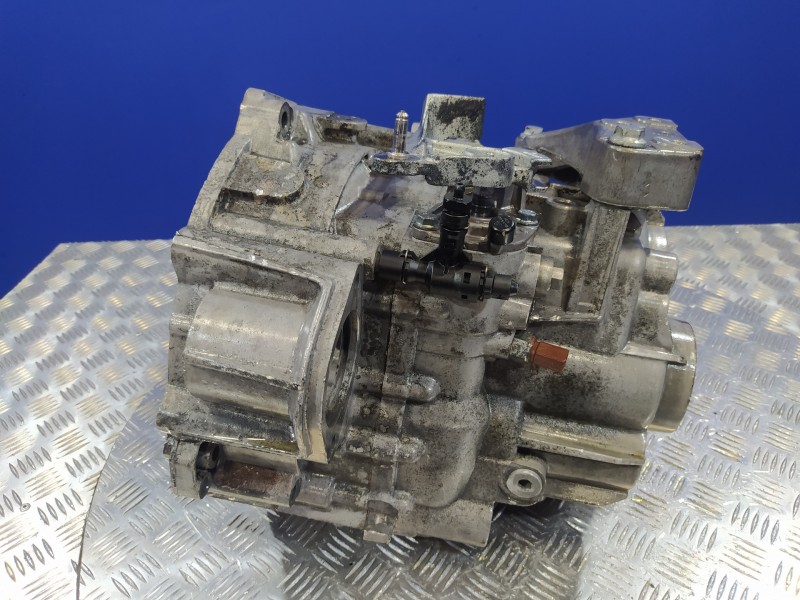 Recambio de caja cambios para seat leon (1p1) 2.0 tdi referencia OEM IAM KDM  02Q301107