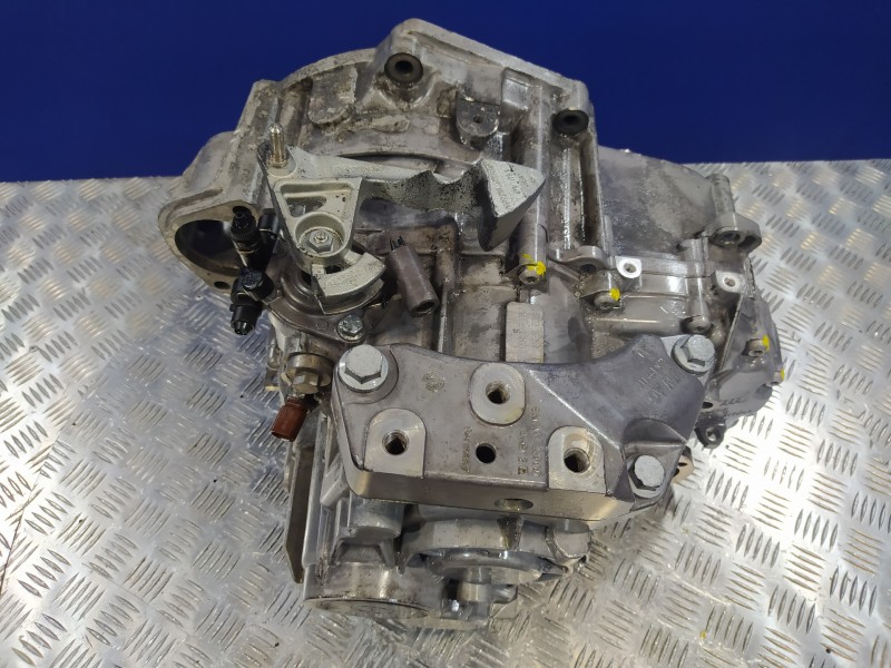 Recambio de caja cambios para seat leon (1p1) 2.0 tdi referencia OEM IAM KDM  02Q301107
