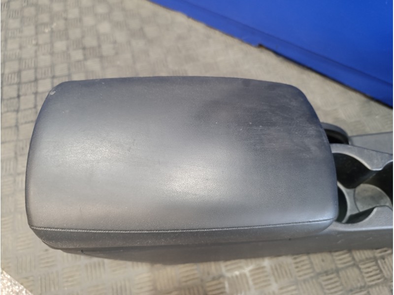 Recambio de apoyabrazos central para nissan qashqai (j10) 2.0 dci turbodiesel cat referencia OEM IAM 96910JD000  P13149A77000