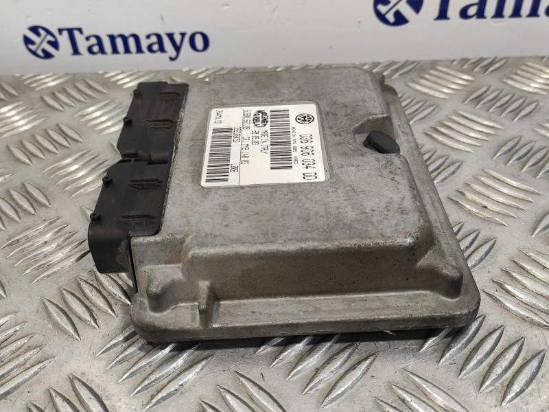 Recambio de centralita motor uce para volkswagen polo (9n1) 1.4 16v referencia OEM IAM 036906034DD 6160066309 IAW4MVDD