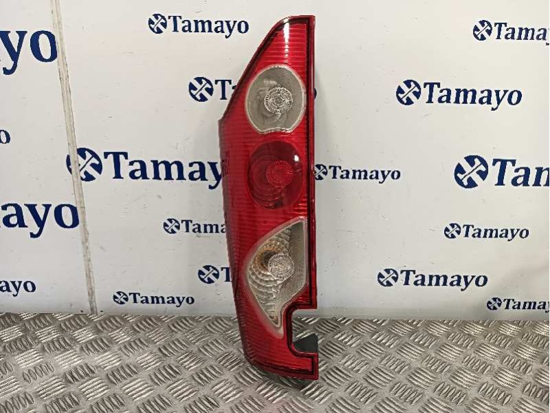 Recambio de piloto trasero derecho para renault kangoo referencia OEM IAM 8200419945  8200419952