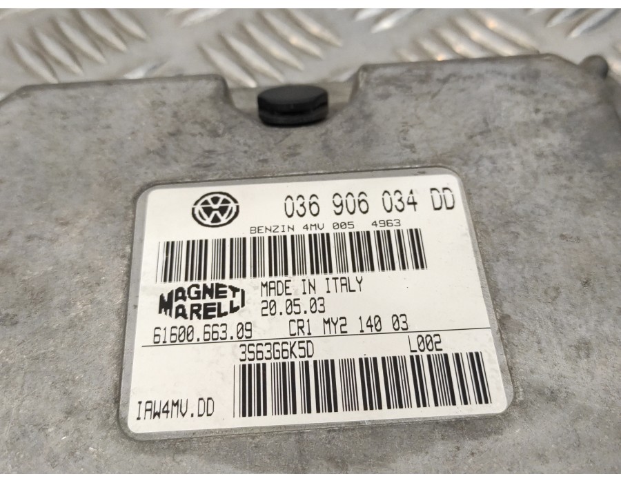 Recambio de centralita motor uce para volkswagen polo (9n1) 1.4 16v referencia OEM IAM 036906034DD 6160066309 IAW4MVDD