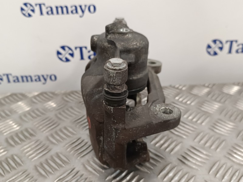 Recambio de pinza freno delantera derecha para seat leon sc (5f5) 2.0 tdi referencia OEM IAM 6792C  