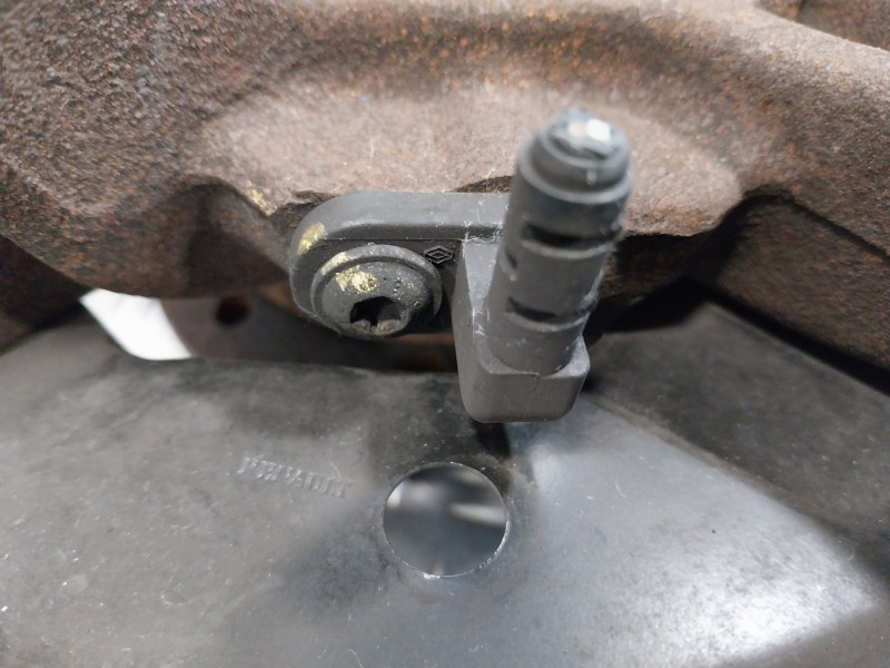 Recambio de mangueta delantera izquierda para dacia dokker 1.6 sce cat bivalent. gasolina / lpg referencia OEM IAM 400150852R  