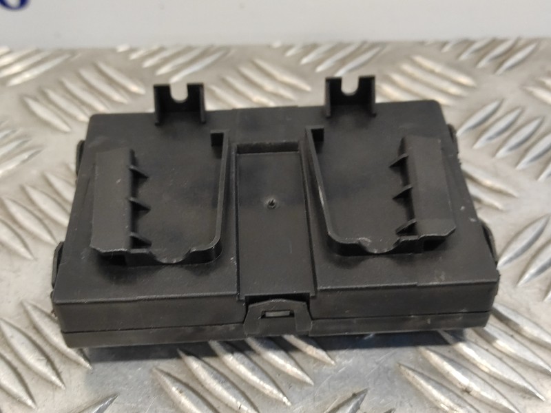 Recambio de modulo electronico para bmw serie 1 lim f21 ac referencia OEM IAM  E1166090A 113026001