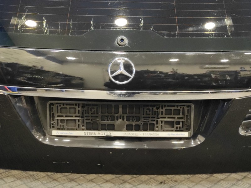Recambio de porton trasero para mercedes-benz clase e (w212) familiar referencia OEM IAM   