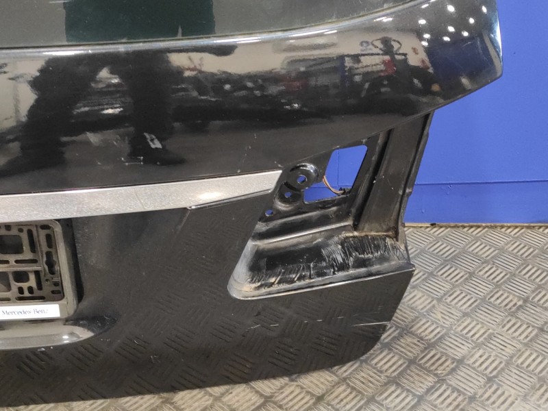 Recambio de porton trasero para mercedes-benz clase e (w212) familiar referencia OEM IAM   