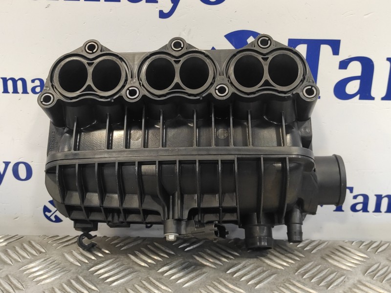 Recambio de colector admision para ford fiesta (ccn) 1.0 ecoboost cat referencia OEM IAM 1047092S01  