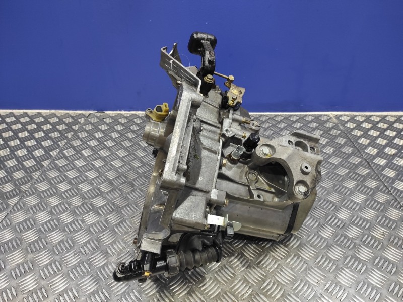 Recambio de caja cambios para citroën c2 1.1 referencia OEM IAM 20CP20  