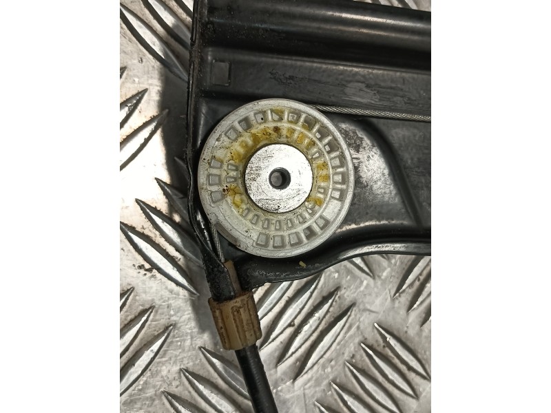 Recambio de elevalunas delantero izquierdo para bmw serie 6 coupe (f13) (....) referencia OEM IAM 7303785 840311623 7304521