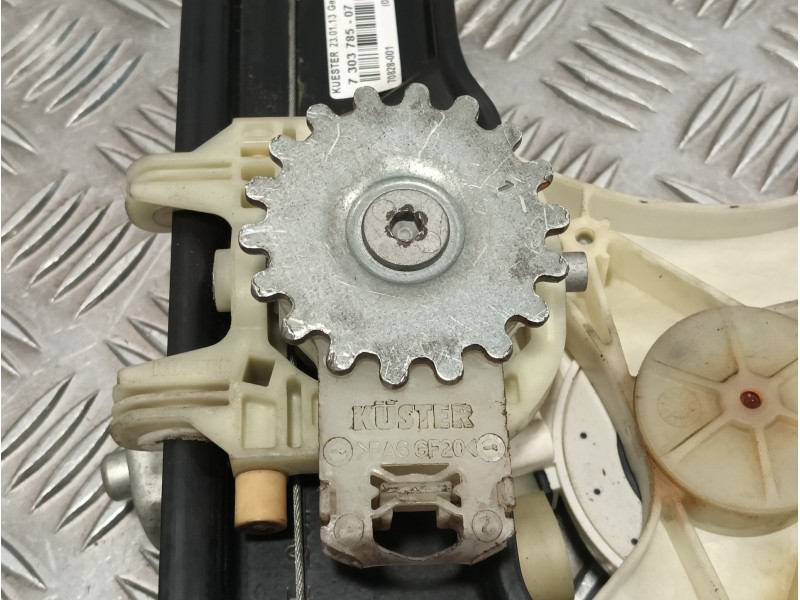 Recambio de elevalunas delantero izquierdo para bmw serie 6 coupe (f13) (....) referencia OEM IAM 7303785 840311623 7304521