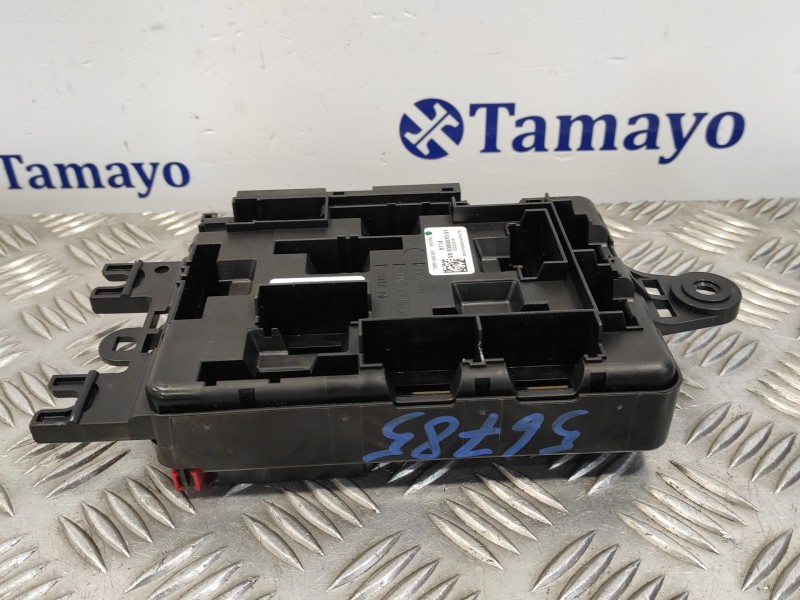 Recambio de caja reles / fusibles para bmw serie 1 lim f21 ac referencia OEM IAM  19554000001 19561000001