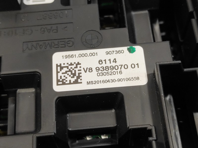 Recambio de caja reles / fusibles para bmw serie 1 lim f21 ac referencia OEM IAM  19554000001 19561000001