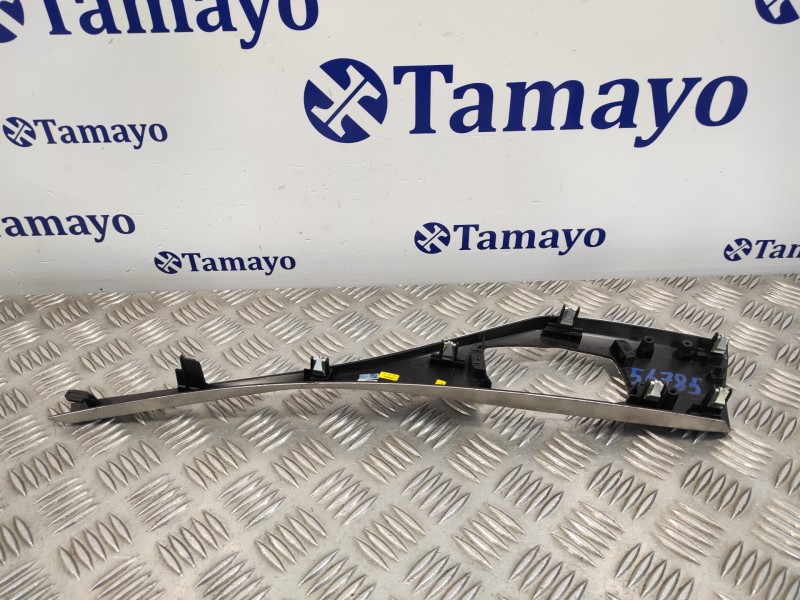 Recambio de moldura para bmw serie 1 lim f21 ac referencia OEM IAM   