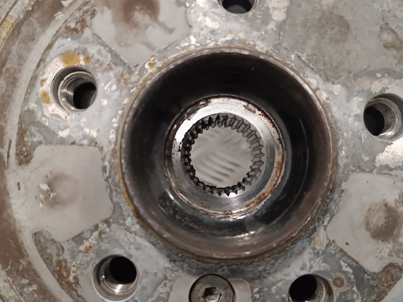Recambio de mangueta delantera izquierda para bmw x3 (e83) 3.0 turbodiesel referencia OEM IAM   