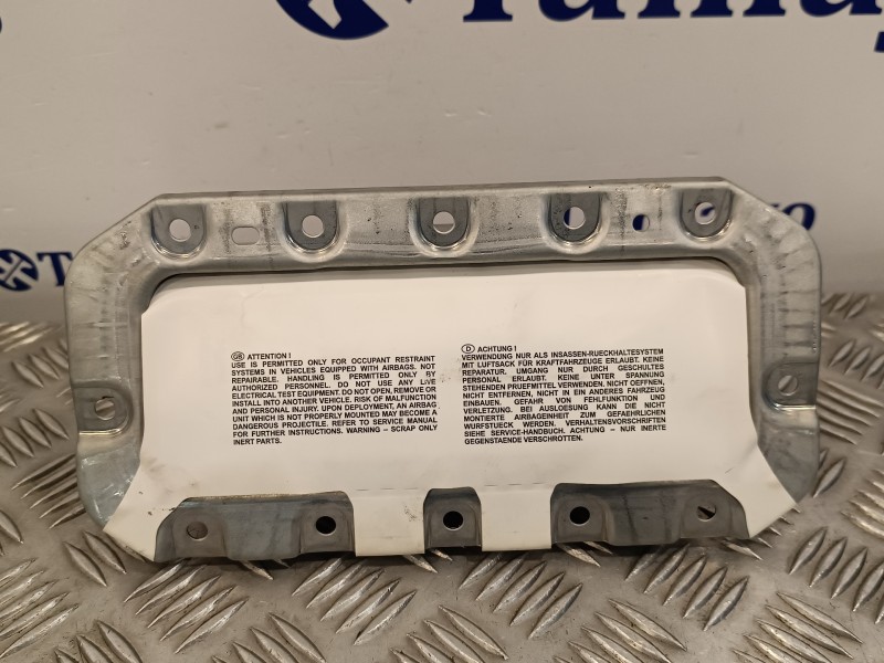 Recambio de airbag delantero derecho para bmw serie 1 lim f21 ac referencia OEM IAM  13844110 39920519711