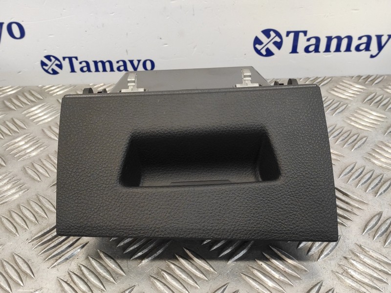 Recambio de guantera para bmw serie 1 lim f21 ac referencia OEM IAM  17397510 514592113119