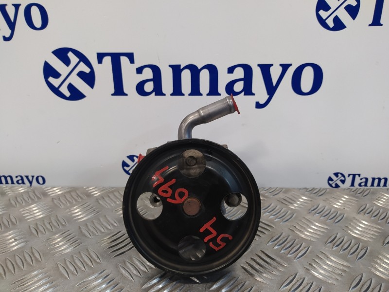 Recambio de bomba direccion para ford fiesta (cbk) 1.4 tdci cat referencia OEM IAM 2S6C3A696DD  