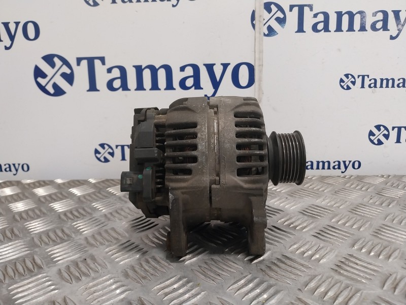 Recambio de alternador para nissan cabstar 01.04 referencia OEM IAM 0124325097  2310069T61