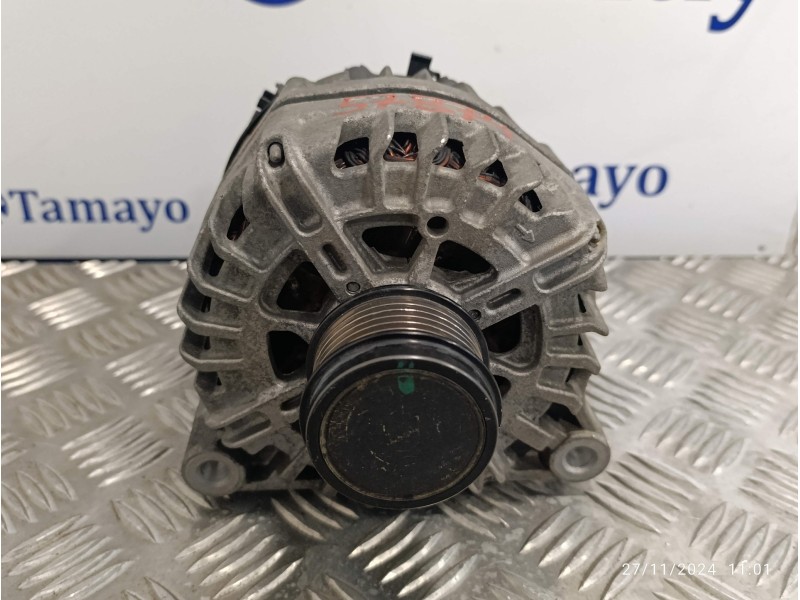 Recambio de alternador para peugeot 208 referencia OEM IAM 9810525380 TG15S218 2624310B