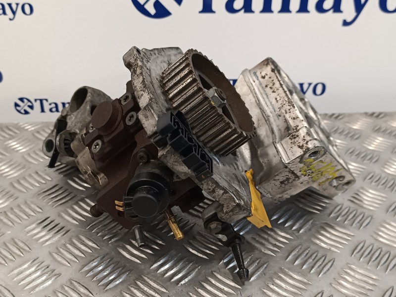 Recambio de bomba inyeccion para renault scenic ii referencia OEM IAM 8200561664 0445010148 H8200561664