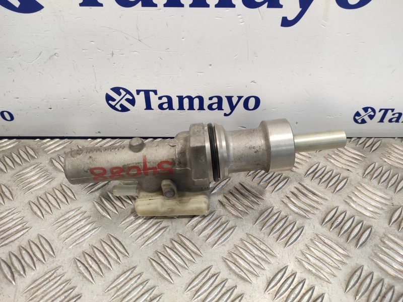 Recambio de bomba freno para mercedes-benz viano (w639) 2.1 cdi cat referencia OEM IAM A0004316901  