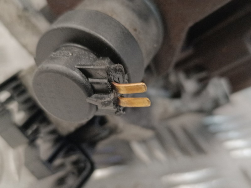 Recambio de bomba inyeccion para renault scenic ii referencia OEM IAM 8200561664 0445010148 H8200561664