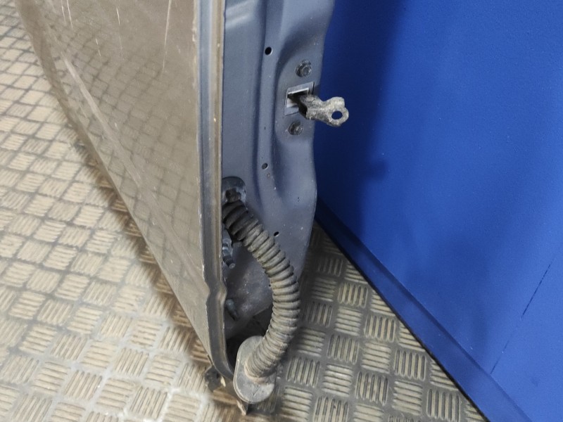 Recambio de puerta trasera derecha para nissan x-trail (t31) referencia OEM IAM   