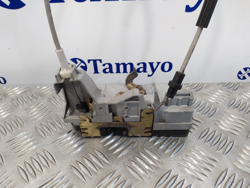 Recambio de cerradura puerta trasera derecha para peugeot 307 (s1) 2.0 hdi cat referencia OEM IAM   