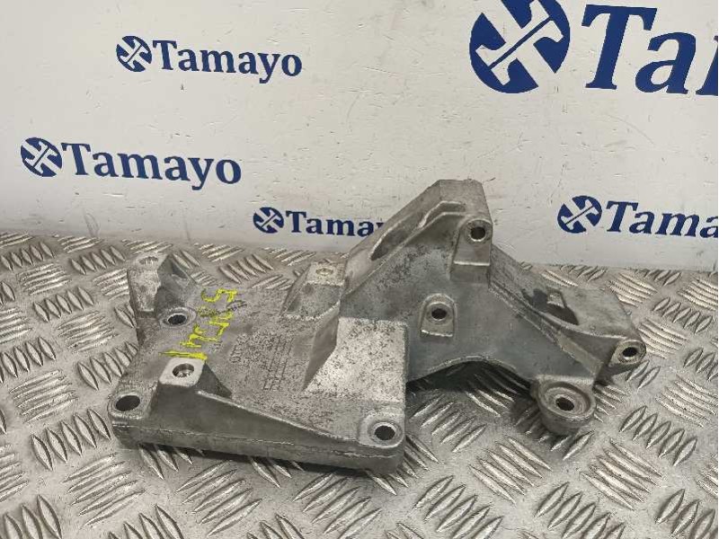 Recambio de soporte alternador para volkswagen polo (9n1) referencia OEM IAM 038903143R  