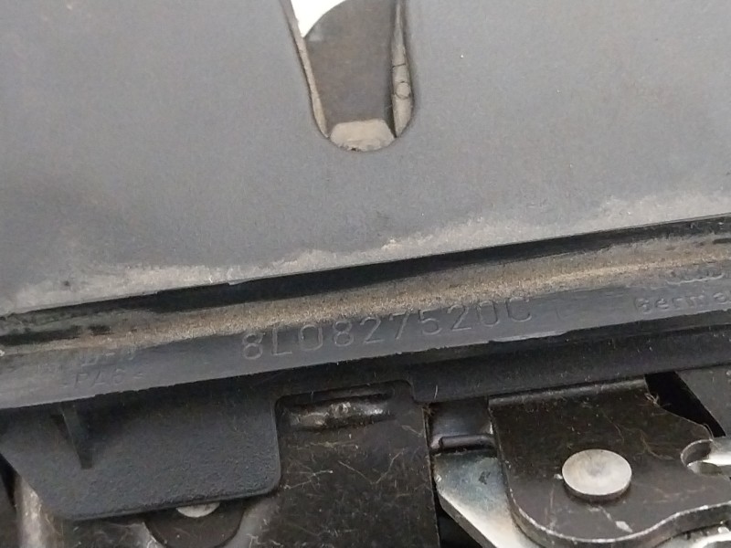 Recambio de cerradura maletero / porton para audi a3 (8l) 1.6 referencia OEM IAM 8L0827520C  8L0827505M