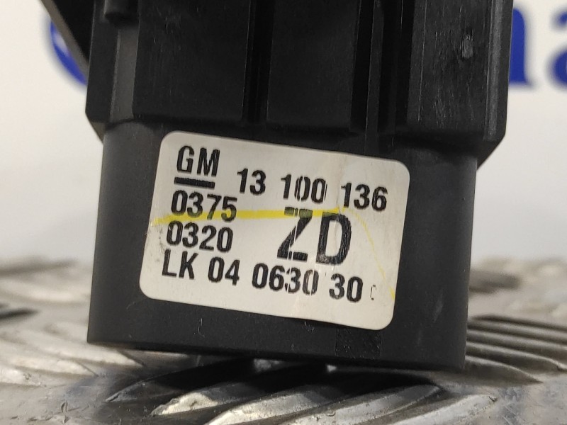 Recambio de mando luces para opel astra h ber. 1.7 16v cdti referencia OEM IAM 13100136  LK04063030