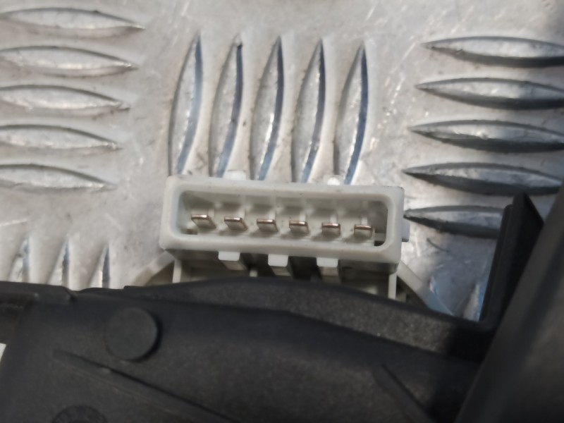 Recambio de potenciometro pedal para volvo xc90 2.4 diesel cat referencia OEM IAM 6PV00853716  30683520