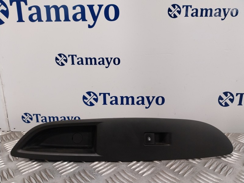 Recambio de mando elevalunas delantero derecho para opel mokka 1.6 cdti dpf referencia OEM IAM 95393864600R  13301886
