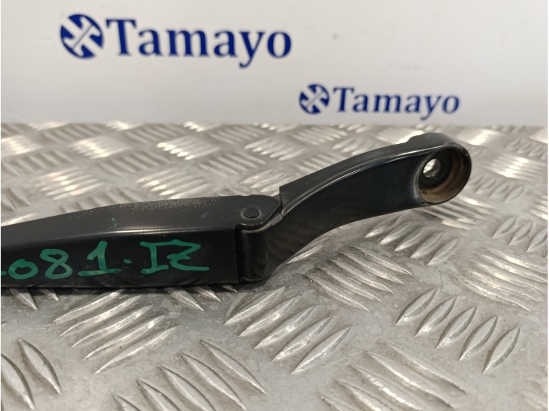 Recambio de brazo limpia delantero izquierdo para peugeot 308 1.6 blue-hdi fap referencia OEM IAM 97036203  