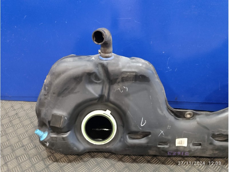 Recambio de deposito combustible para bmw serie 1 berlina (e81/e87) referencia OEM IAM 56646711  