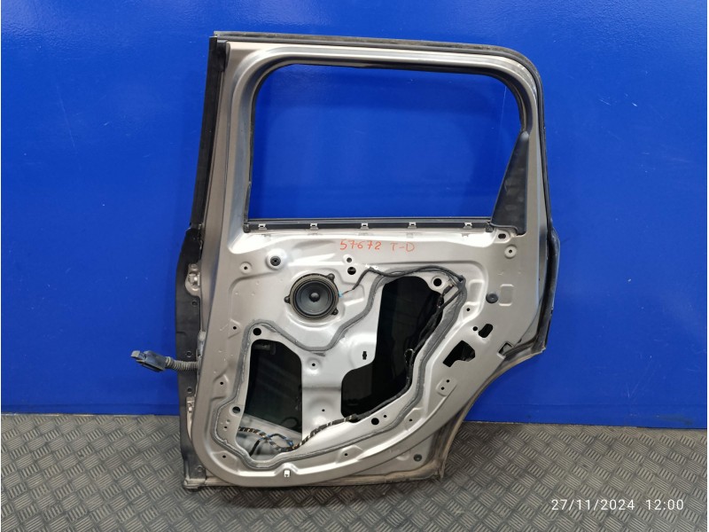 Recambio de puerta trasera derecha para mini countryman (f60) referencia OEM IAM   
