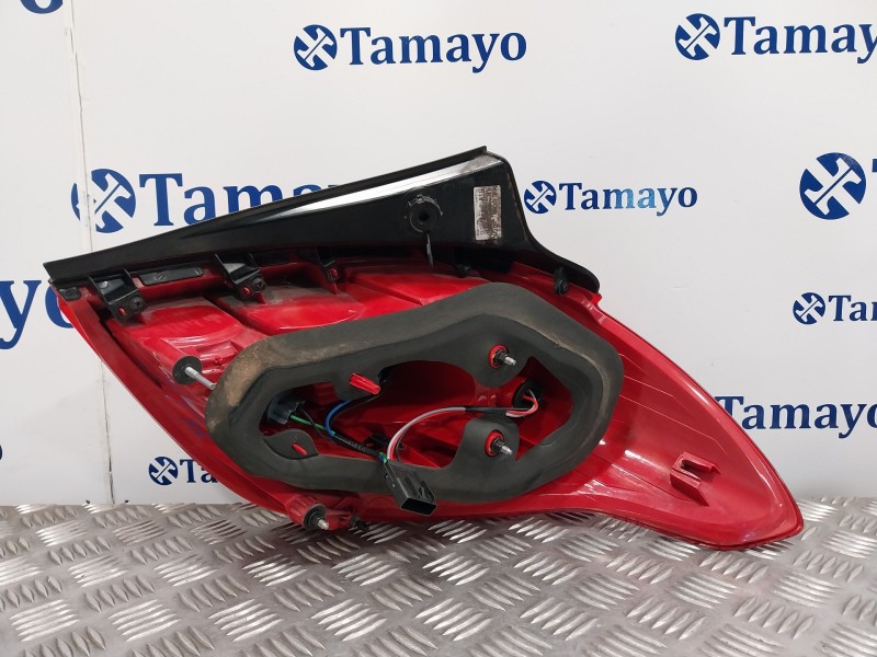 Recambio de piloto trasero izquierdo para opel mokka 1.6 cdti dpf referencia OEM IAM 42435941  