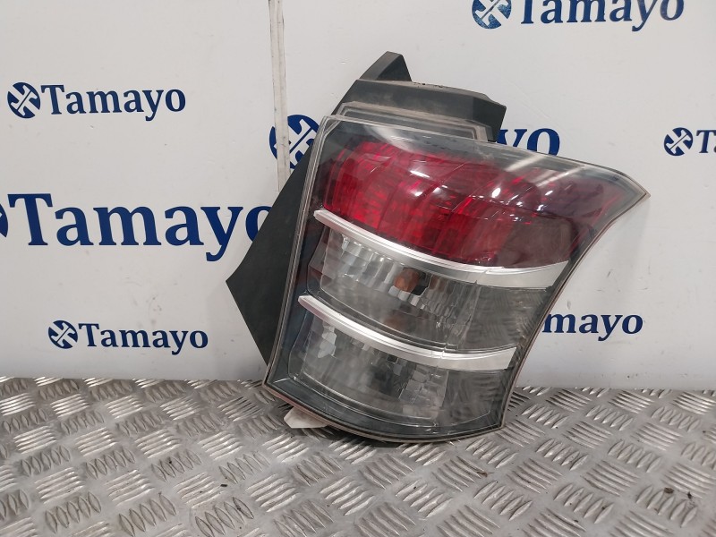 Recambio de piloto trasero derecho para toyota iq referencia OEM IAM 8155174010  