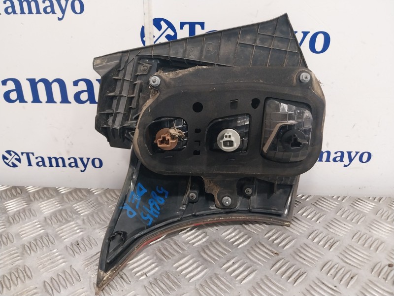 Recambio de piloto trasero derecho para toyota iq referencia OEM IAM 8155174010  