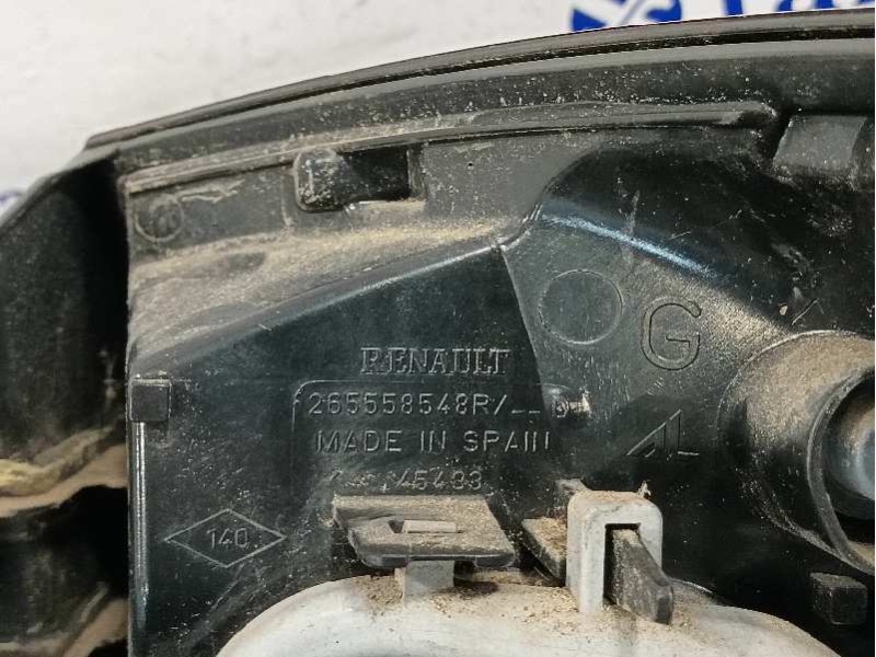 Recambio de piloto trasero izquierdo para renault captur referencia OEM IAM 265558548R  